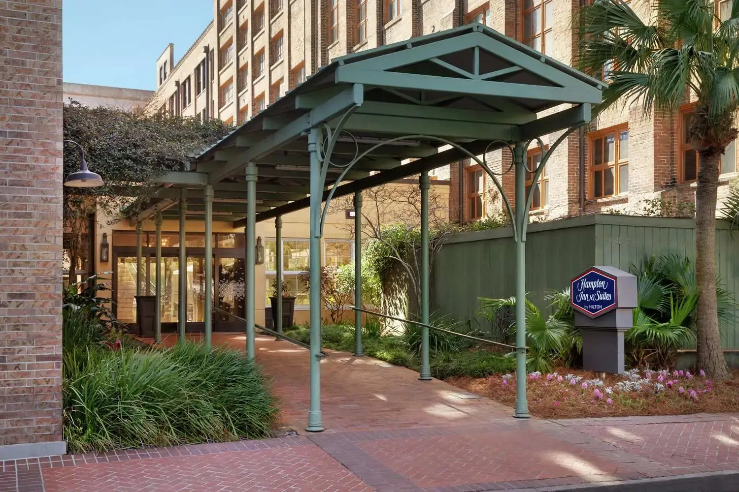 Photo - Hampton Inn and Suites New Orleans Convention Center