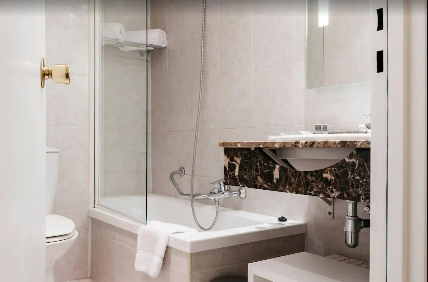 Photo - LATROUPE Grand Place