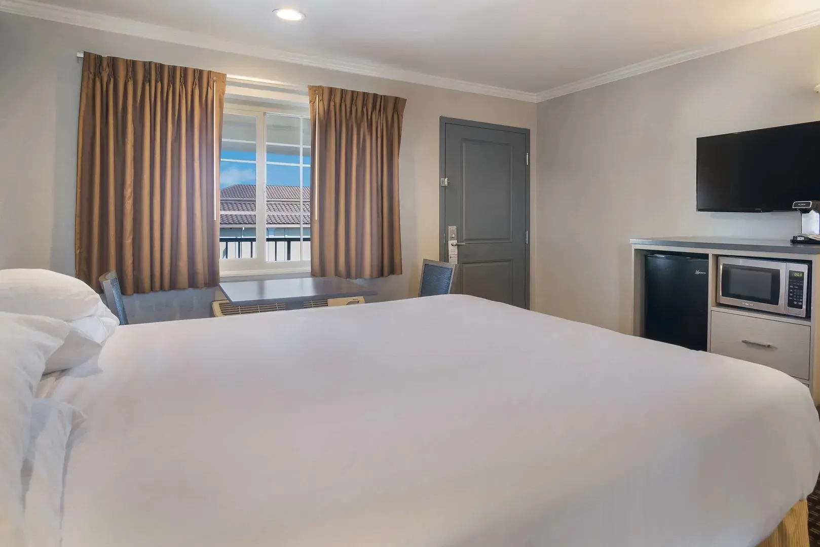 Photo - SureStay Hotel by Best Western San Rafael