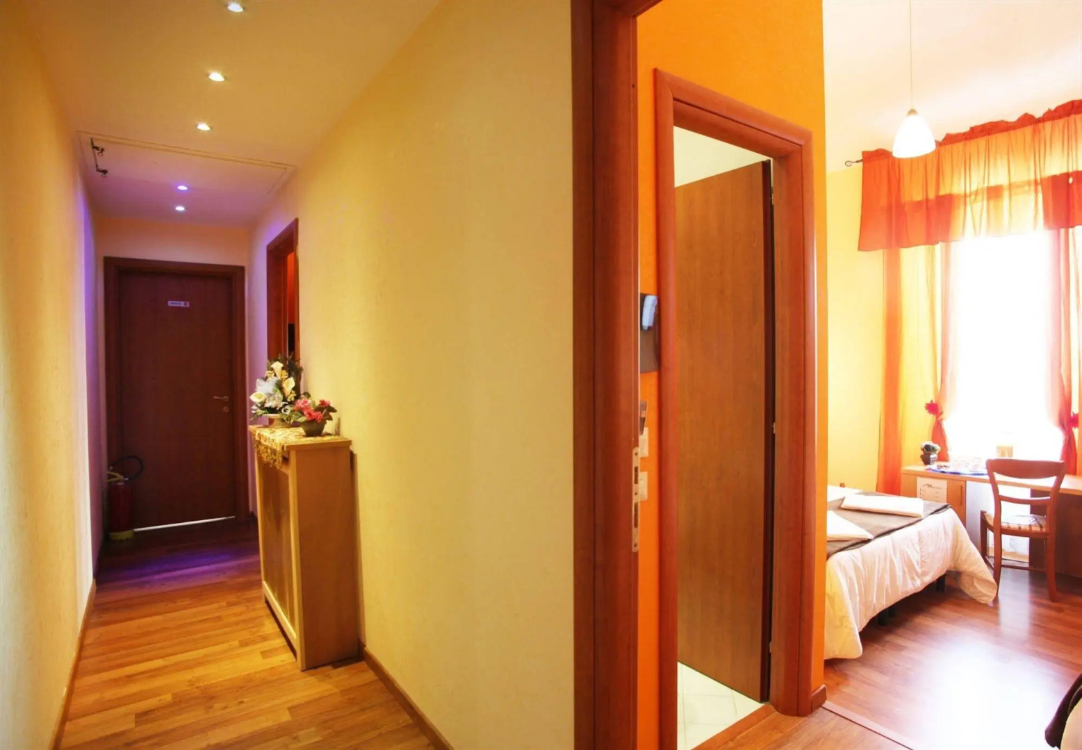 Photo - Domus Domas & Boutique - Golden Keys Collection