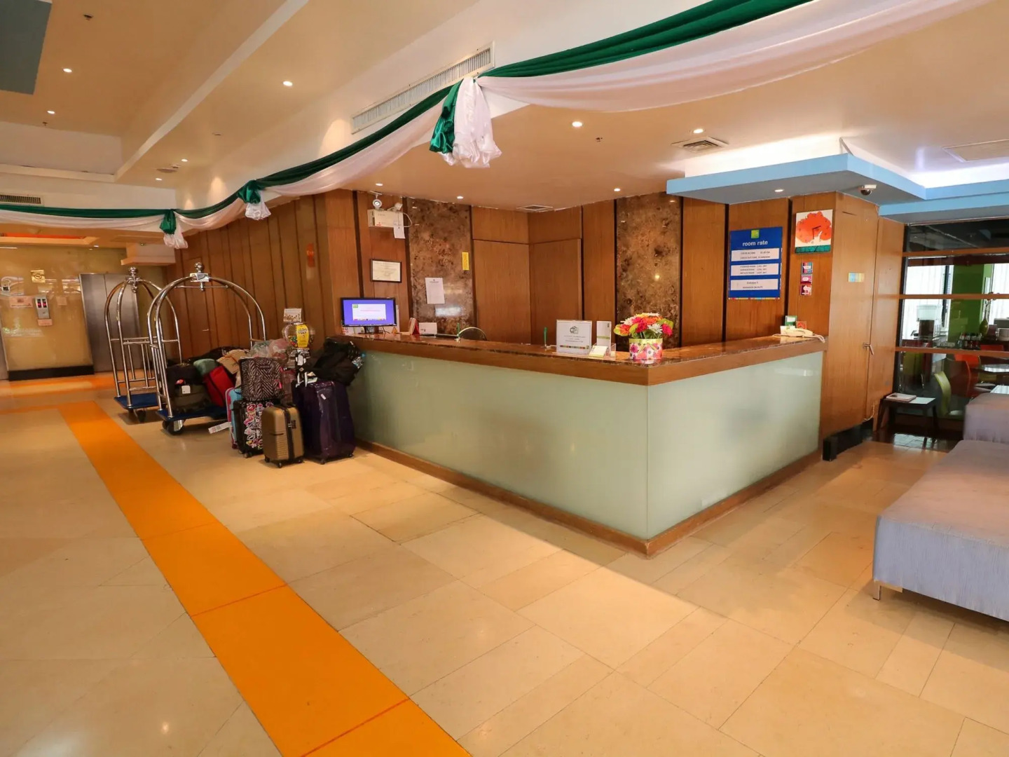 Foto - The Seasons Bangkok Huamark