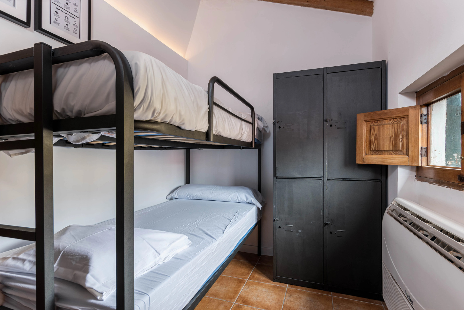 Photo - Urban Hostel Palma - Albergue Juvenil - Youth Hostel