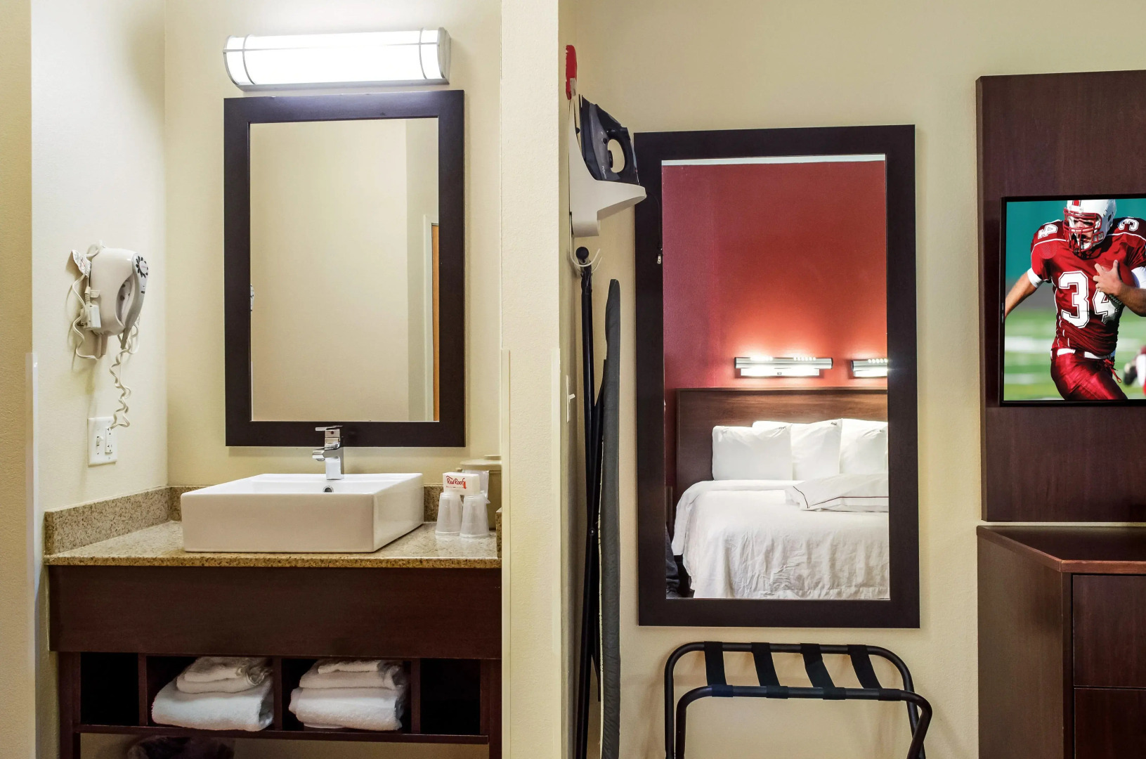 Foto - Red Roof Inn PLUS+ Boston - Logan