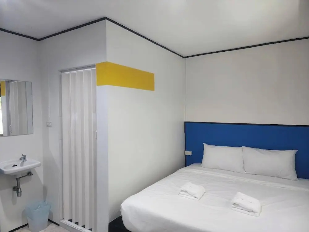 Photo - RYB Hostel Phuket