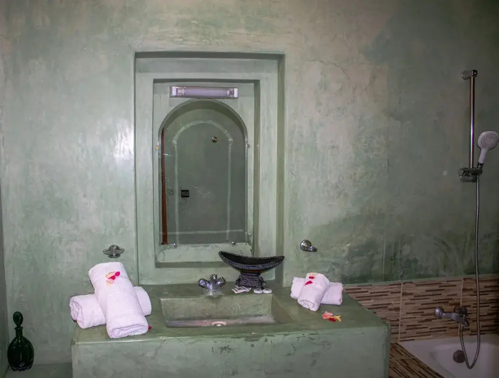 Photo - Las Palmeras Guest House