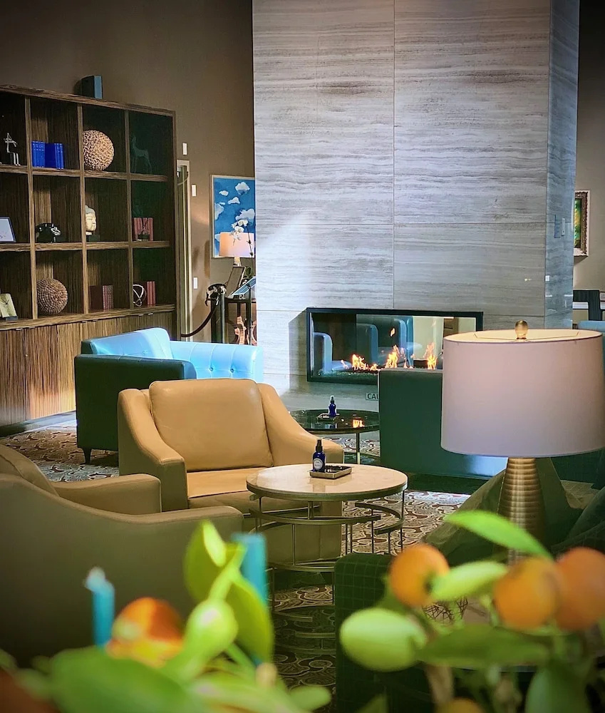 Photo - L'Hermitage Hotel