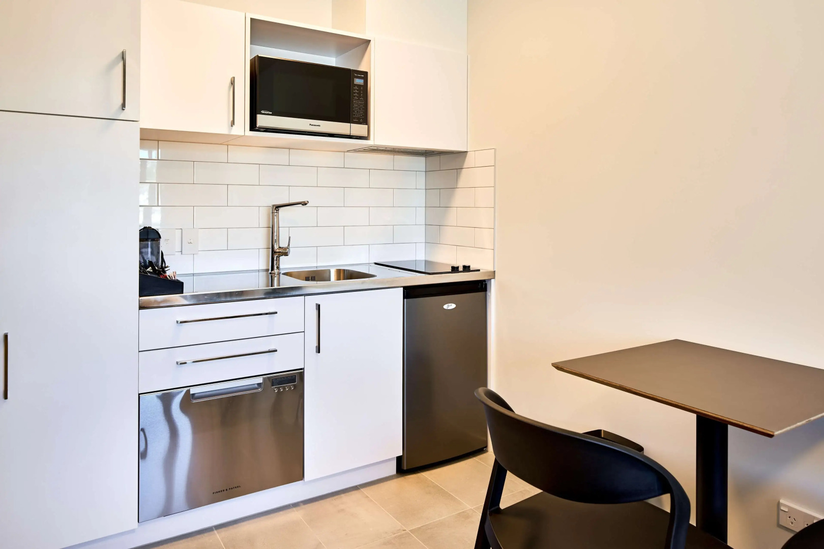 Photo - Sojourn Apartment Hotel - Ghuznee