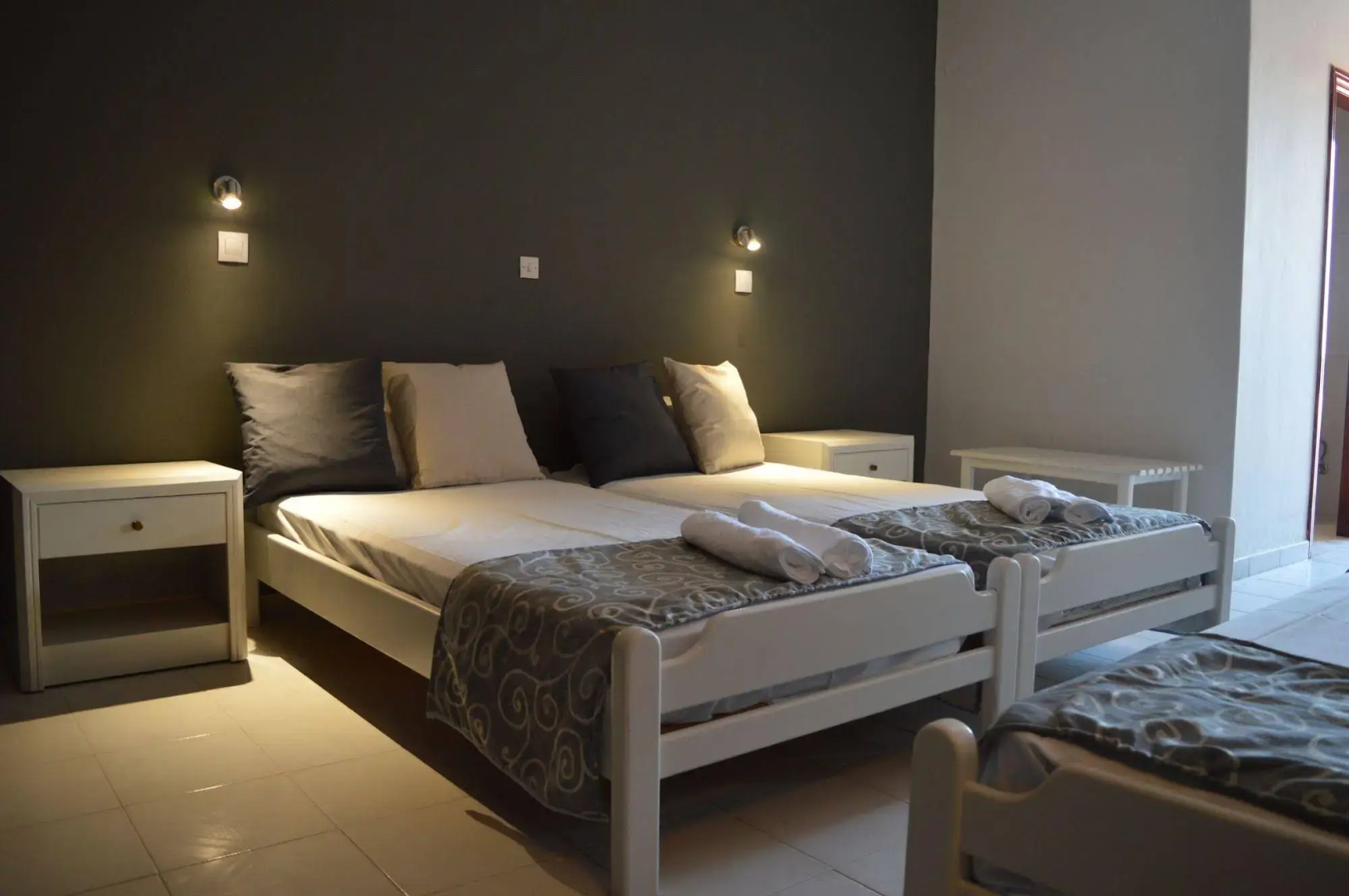 Photo - Alkyonides Hotel