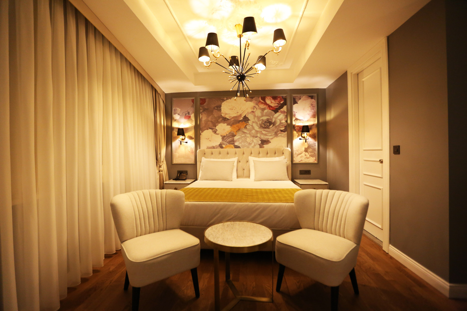 Foto - Royal Tophane