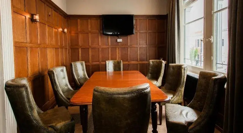 Foto - Hand & Flower