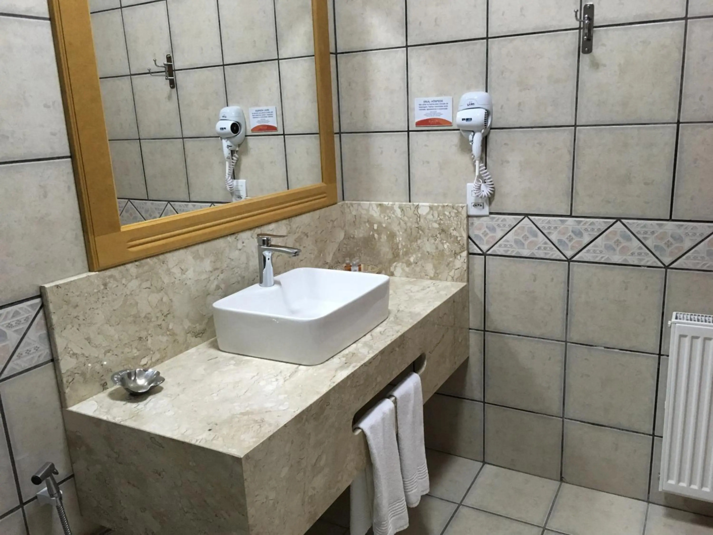 Photo - Farina Park Hotel