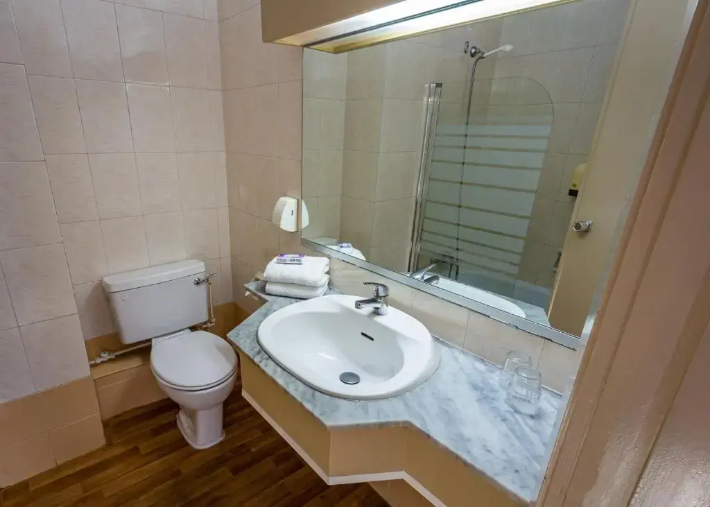Photo - Topaz Hotel