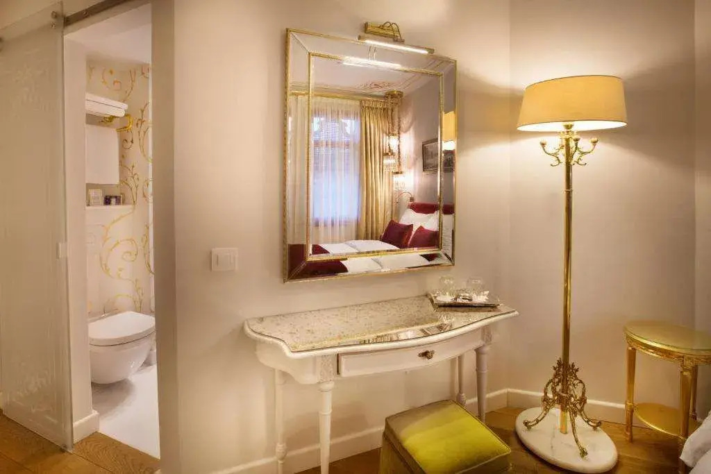 Photo - Valide Sultan Konagi