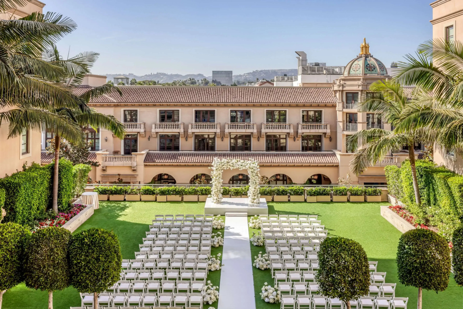 Photo - The Maybourne Beverly Hills, Maybourne