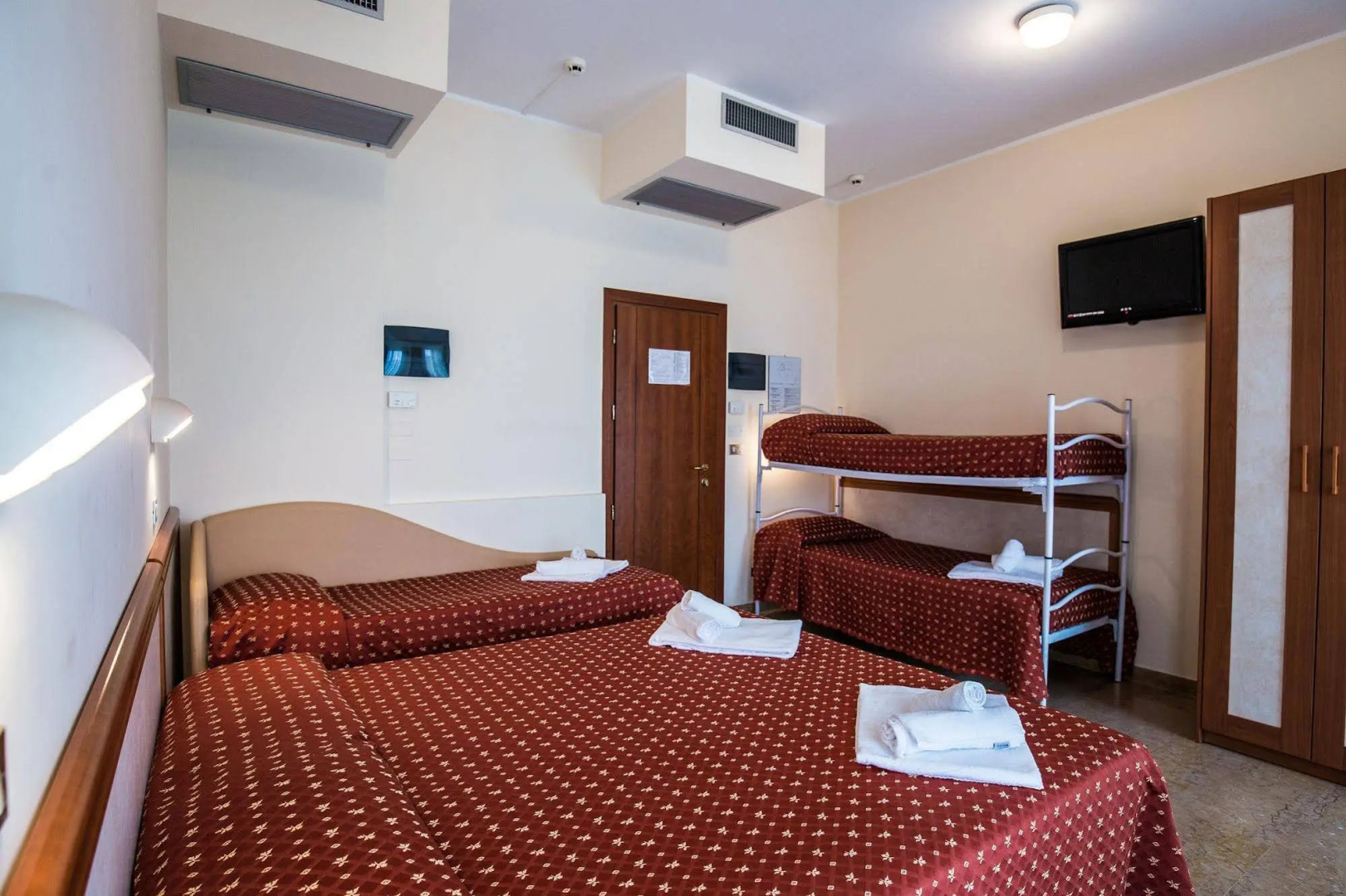 Photo - Hotel Harmony con Piscina panoramica