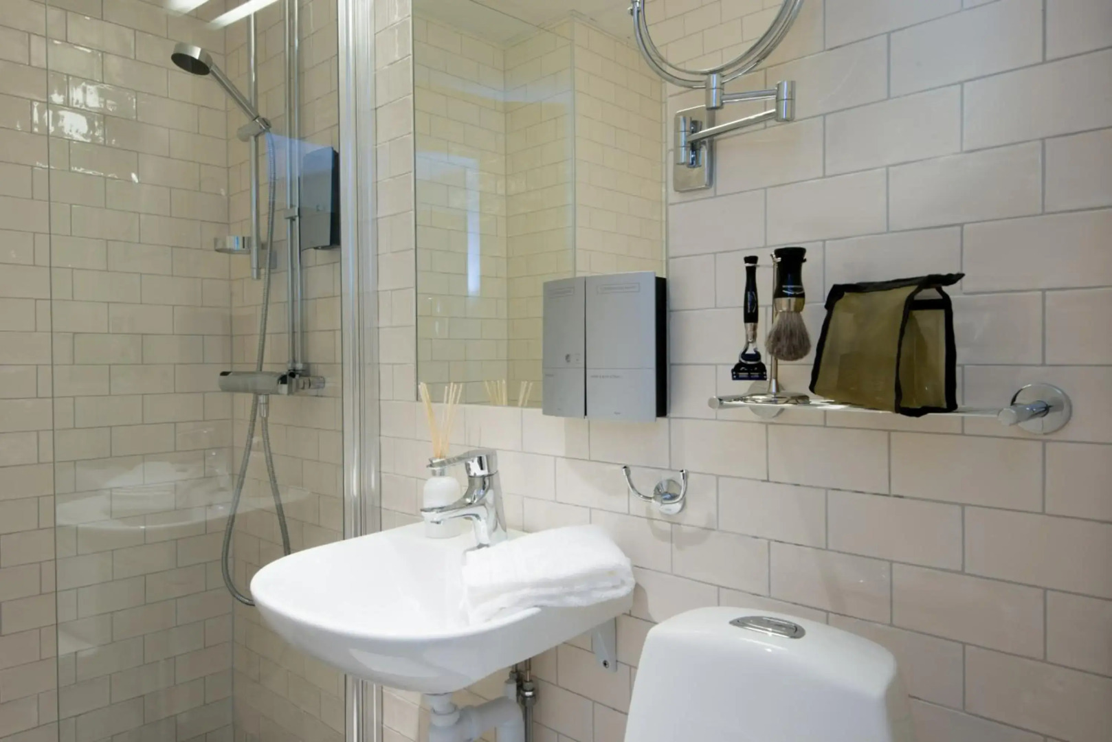 Photo - Best Western Plus Park Airport Hotel