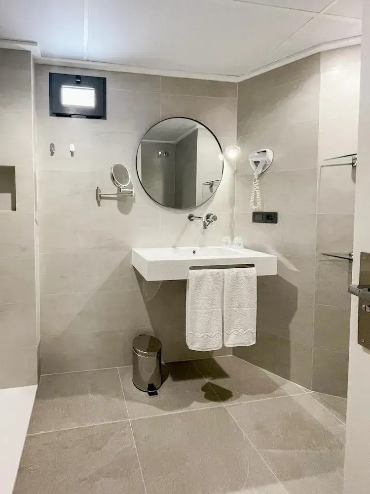 Foto - Hotel Quatre Llunes