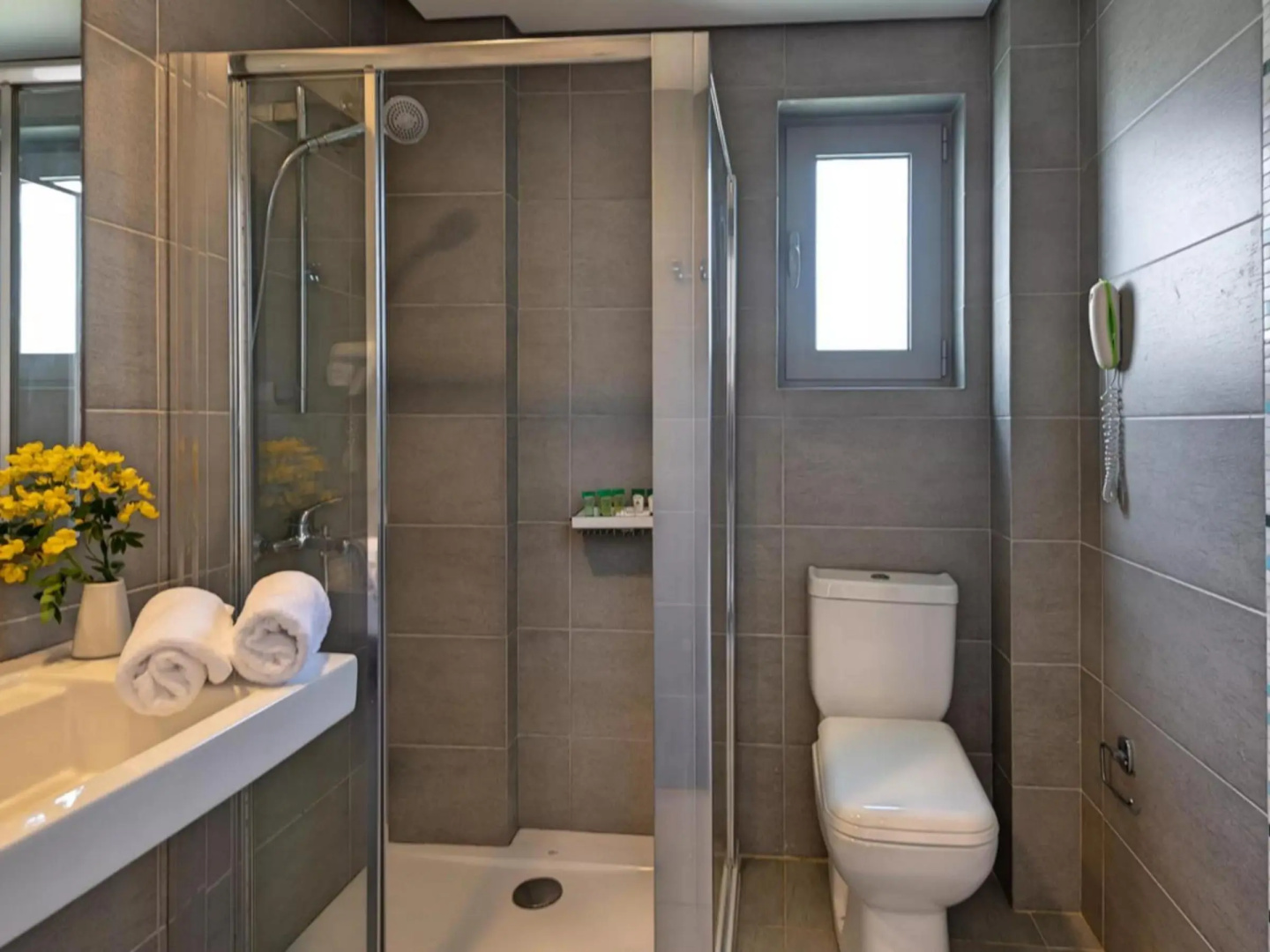 Photo - Maritimo Beach Hotel