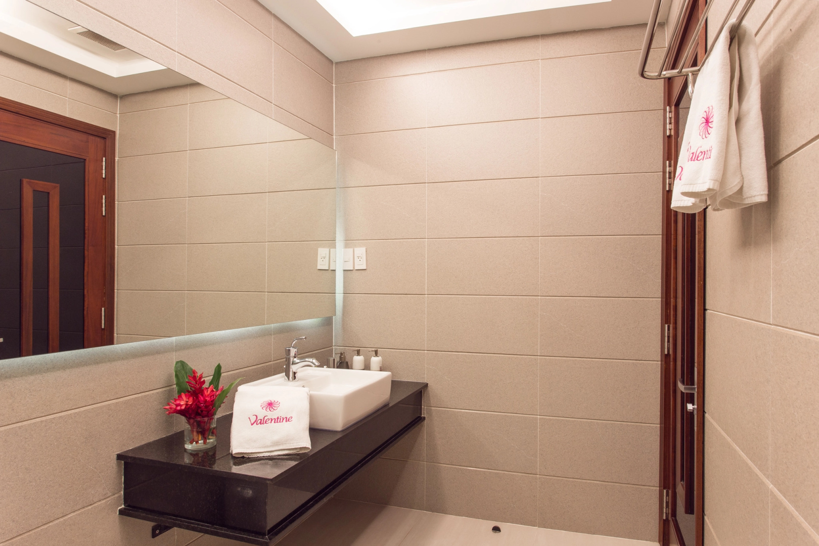 Photo - Valentine Hotel