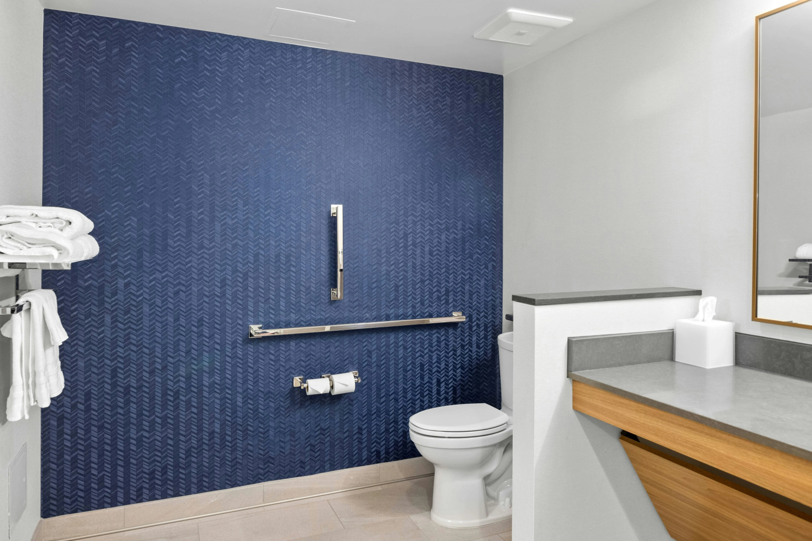 Photo - Fairfield Inn & Suites by Marriott San Diego Pacific Beach