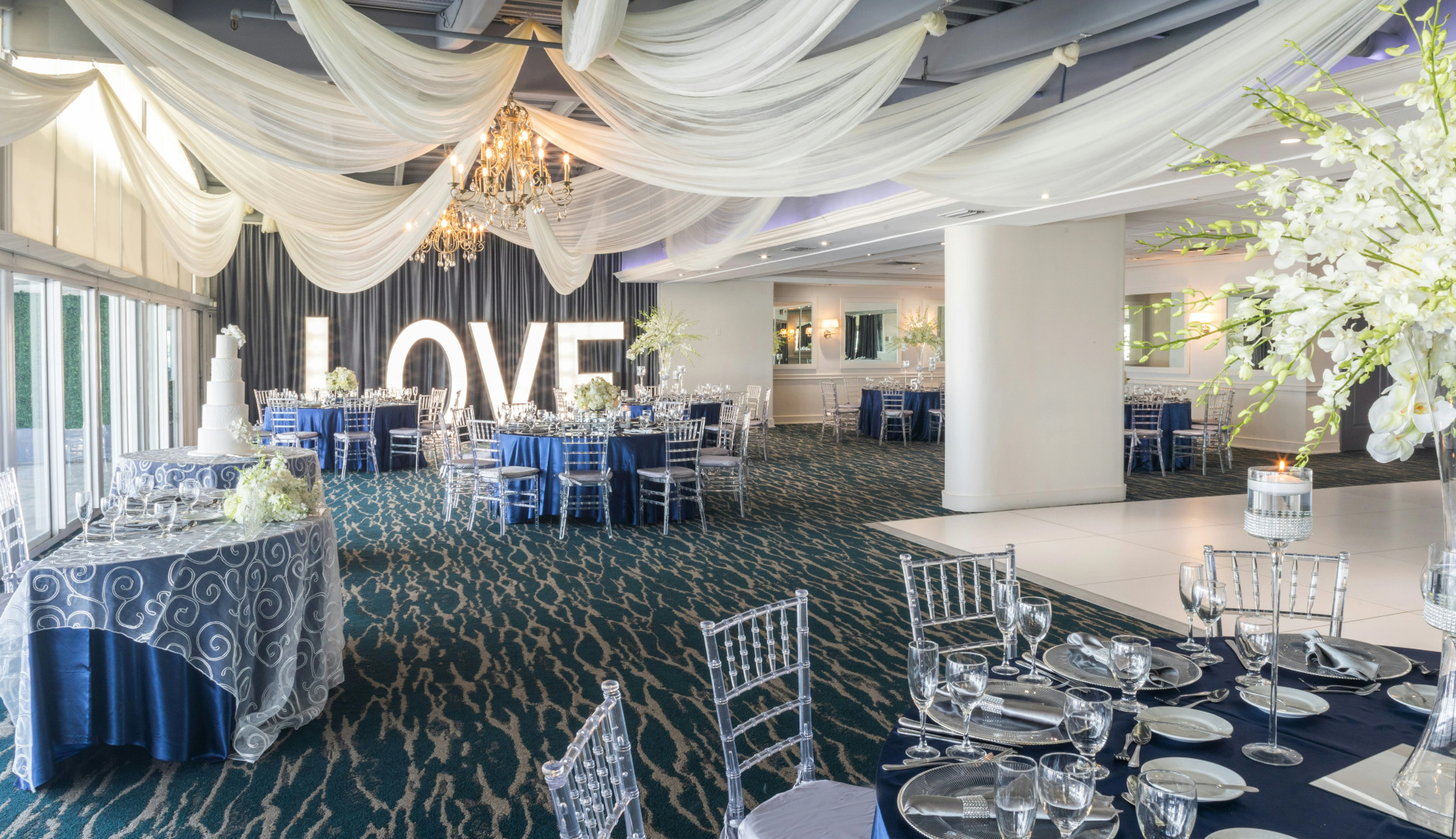 Photo - DoubleTree by Hilton Grand Hotel Biscayne Bay