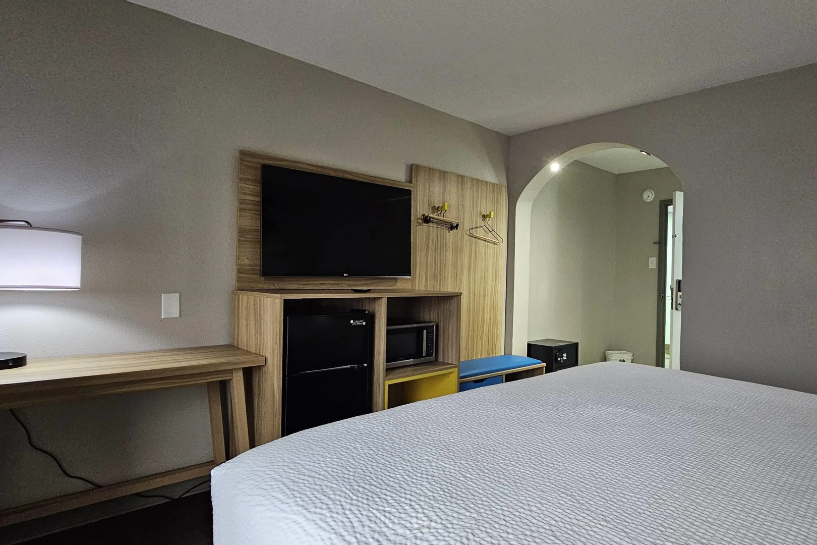 Foto - Days Inn & Suites by Wyndham Tampa/Fairground/Casino Area