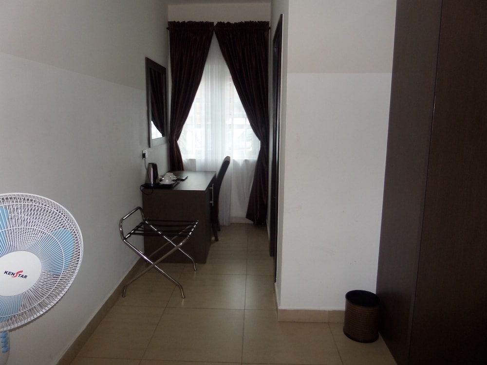 Ojays Guest House