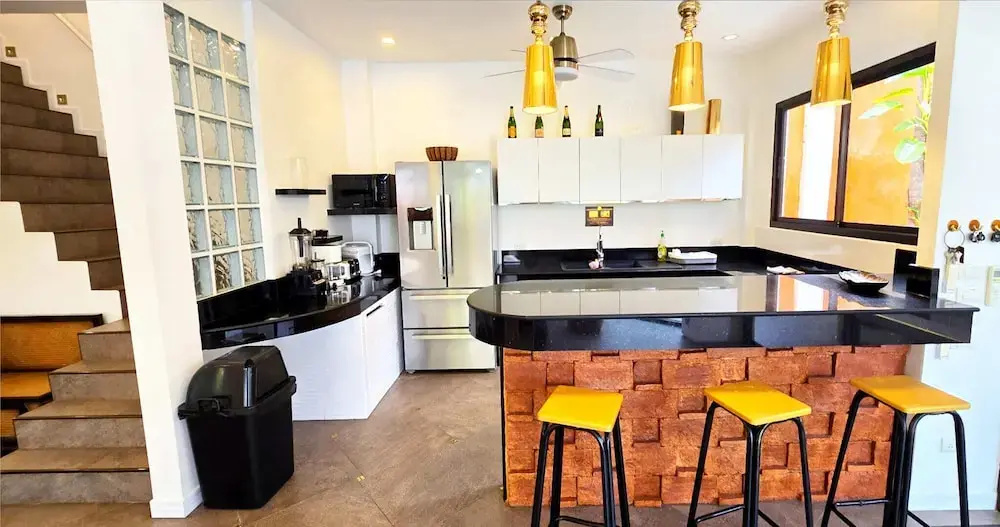 Foto - GOLDLAND Luxury Pool Villa Pattaya Walking Street 8 Bedrooms