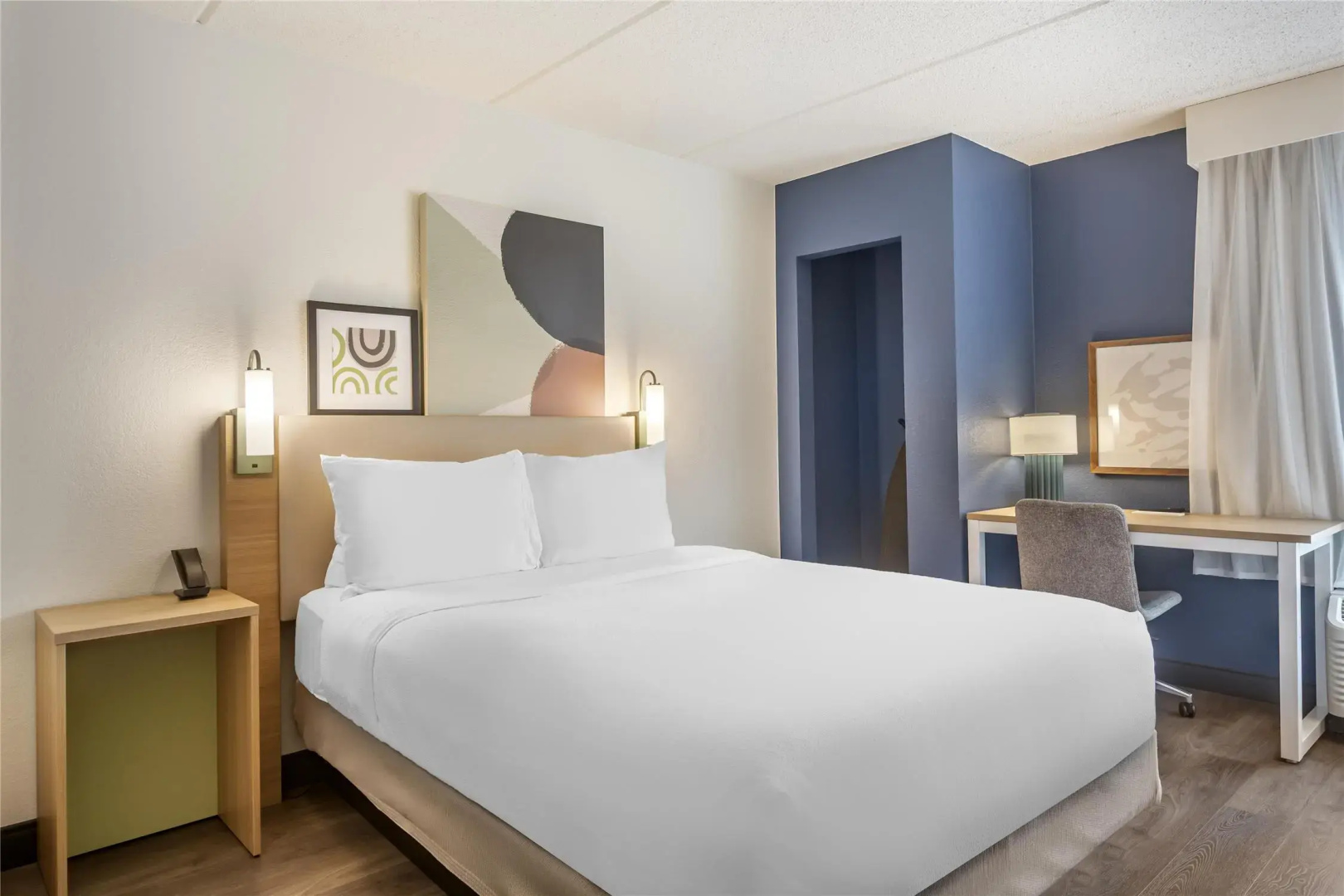 Photo - Spark by Hilton Atlanta Airport South College Park