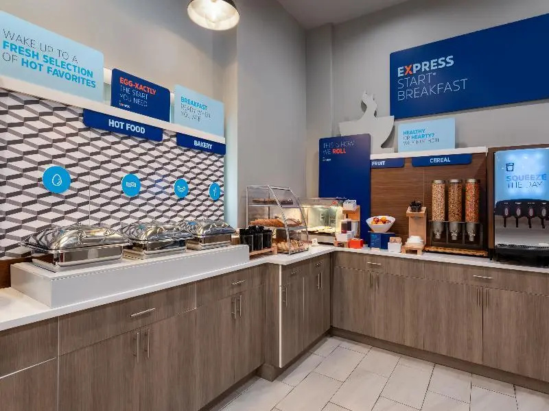 Foto - Holiday Inn Express & Suites Bronx - Zoo Area by IHG