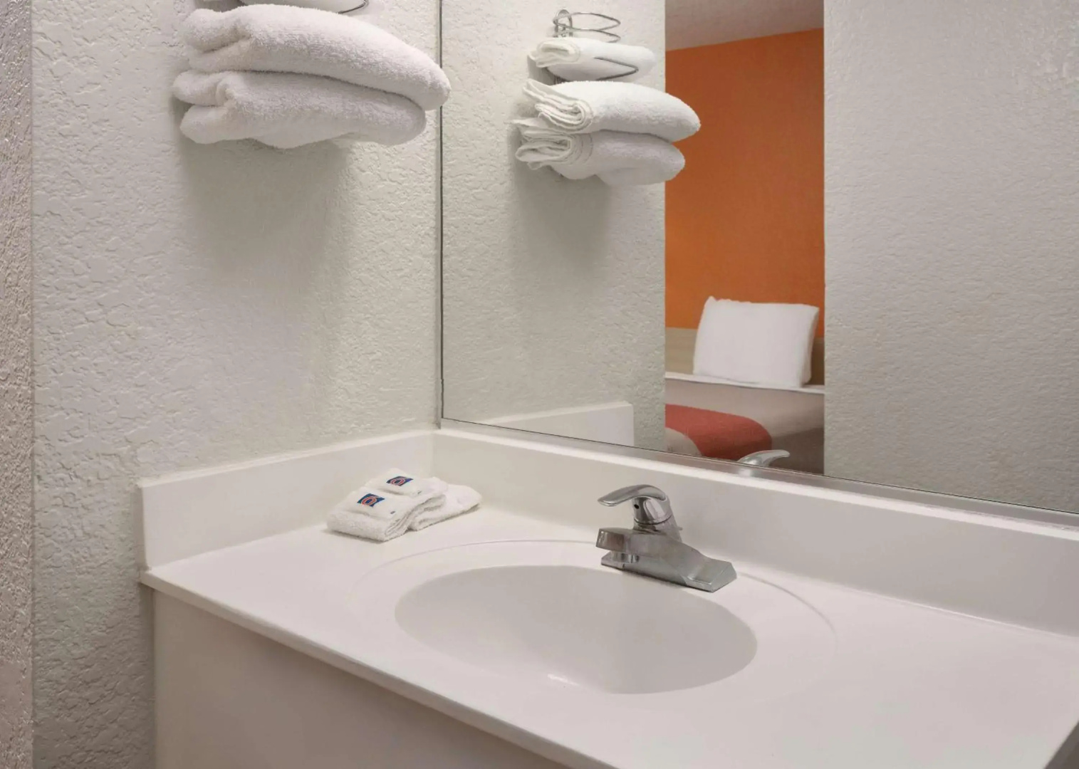Foto - Motel 6 Buena Park, CA - Knotts Berry Farm - Disneyland