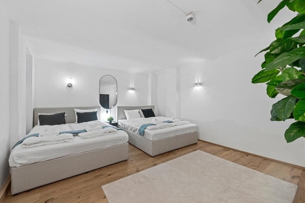 Photo - K22 Smart Rooms