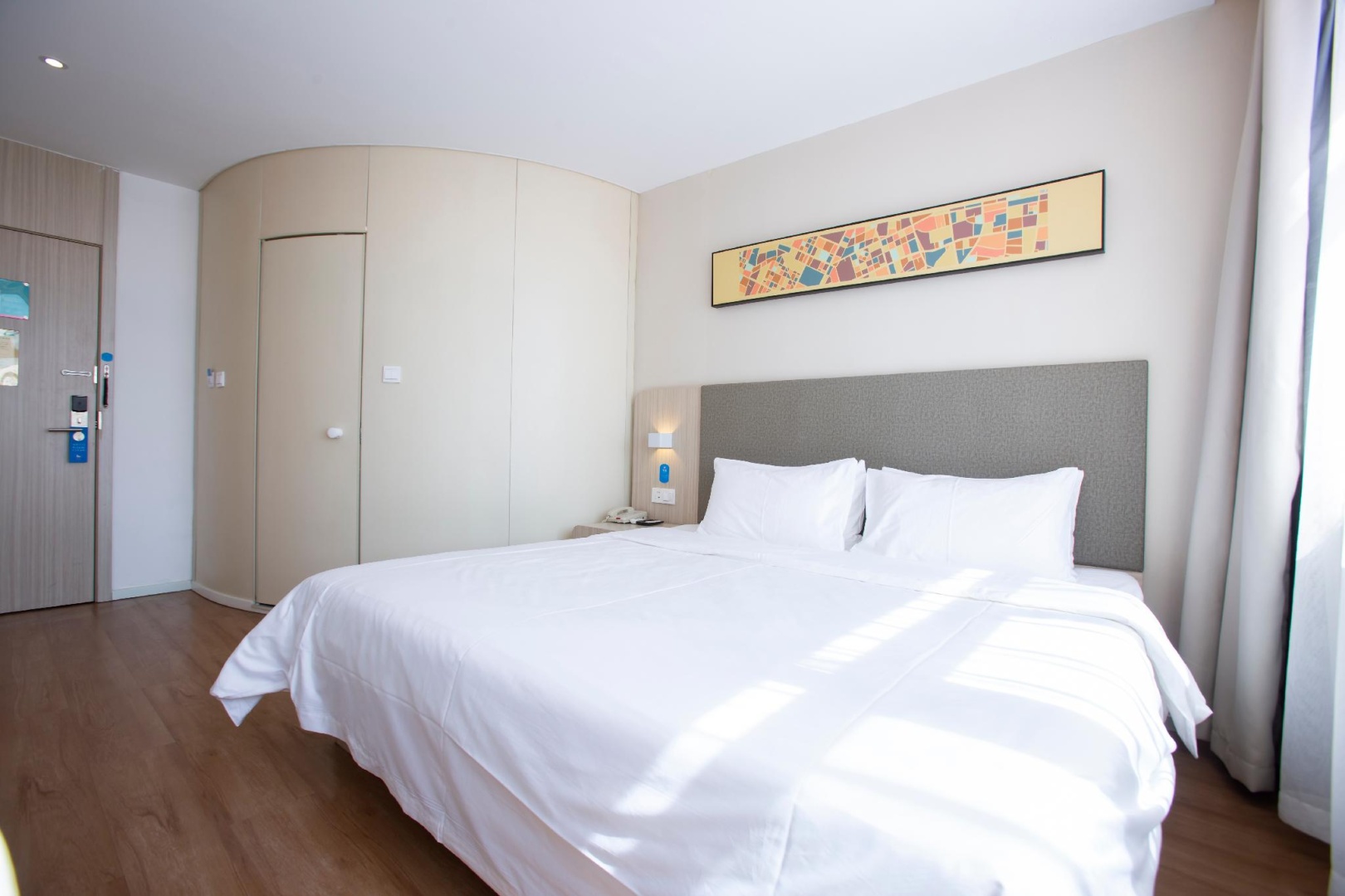 Hanting Hotel Qinhuangdao Nandaihe Tourism Center