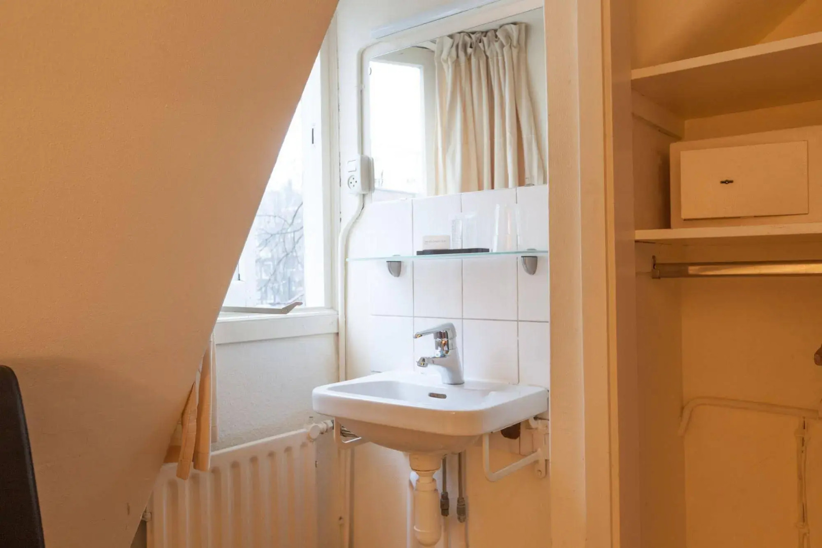 Photo - The Townhouse Hotel