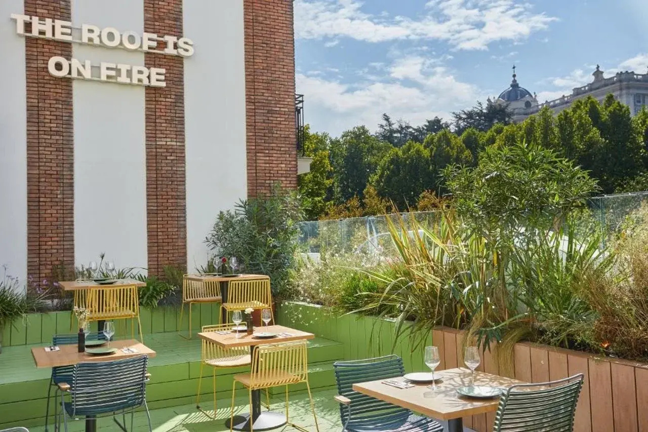 Photo - The Social Hub Madrid 4 star