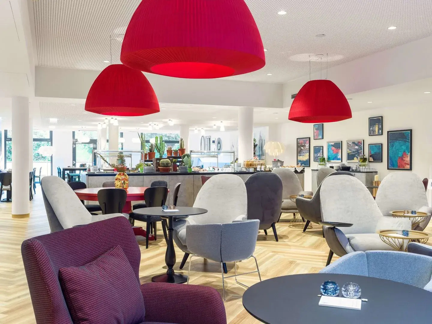 Foto - Holiday Inn — the niu, Franz Vienna