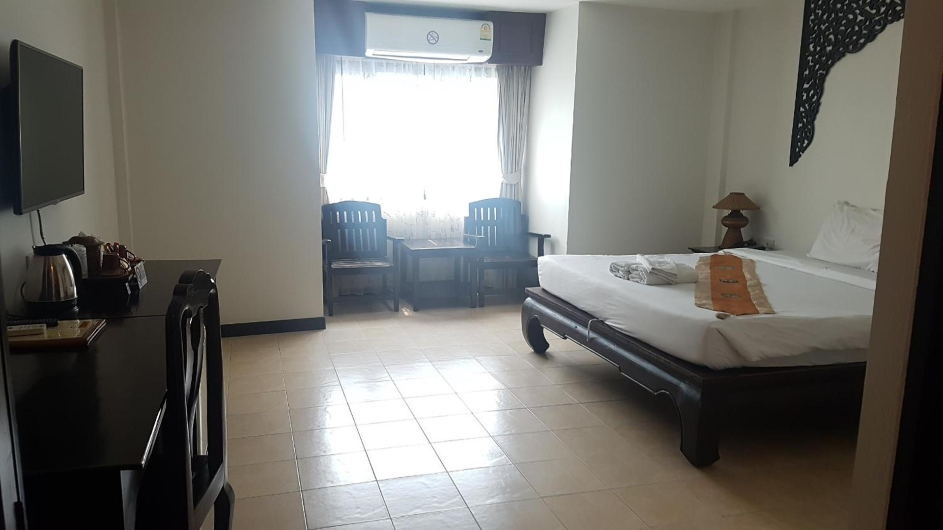 Photo - Wangburapa Grand Hotel
