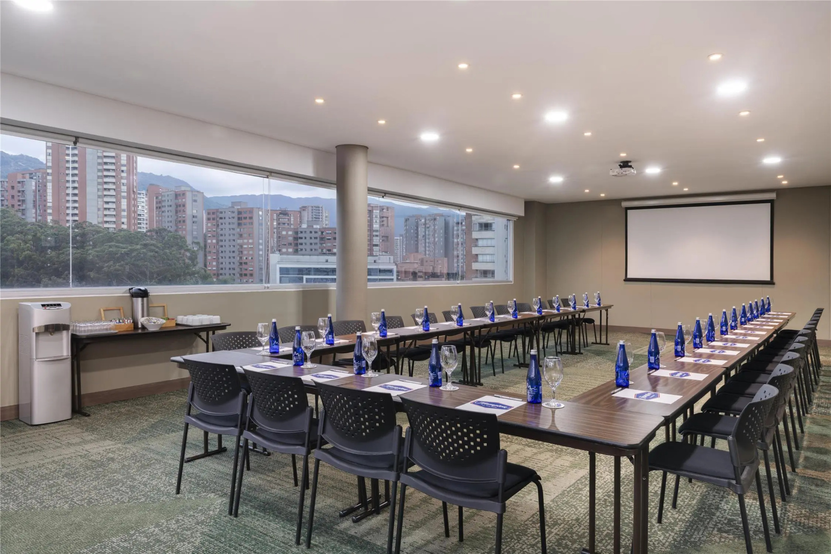 Foto - Hampton by Hilton Medellin