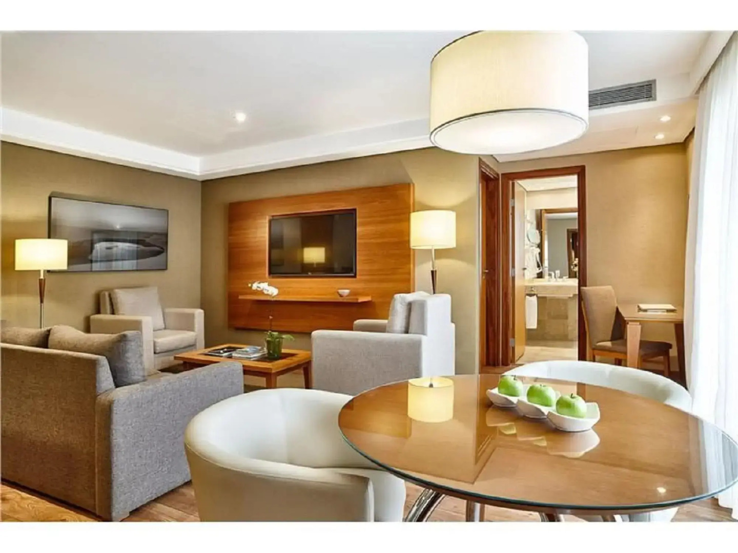 Foto - George V Casa Branca