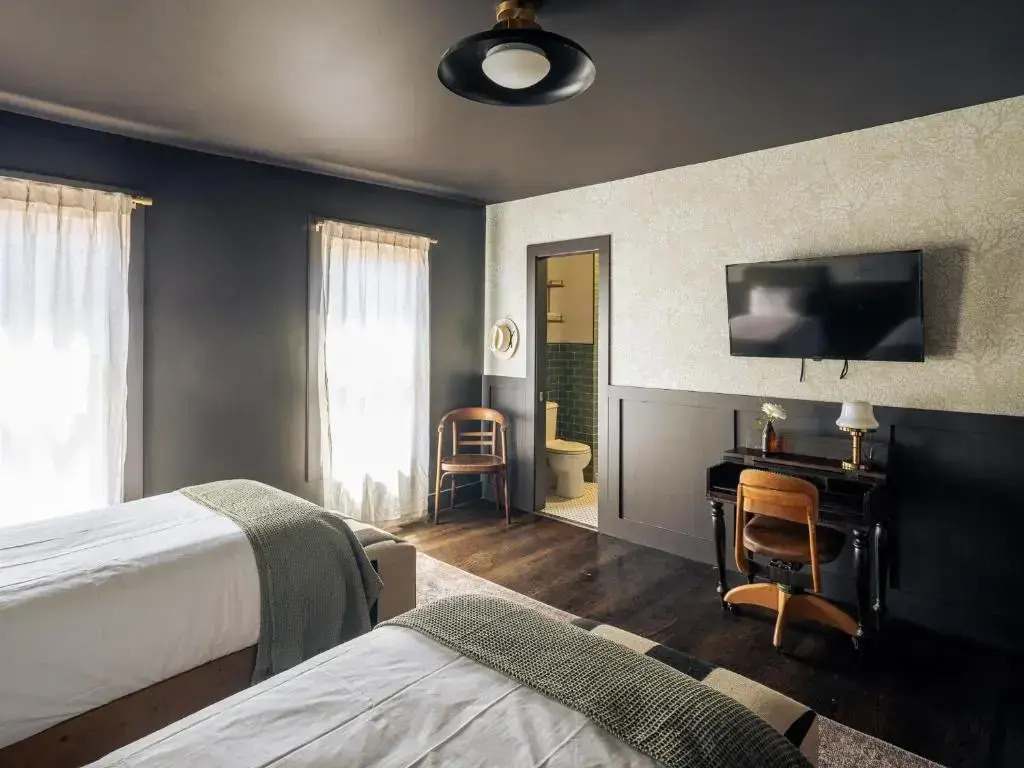 Photo - The Madison Hotel