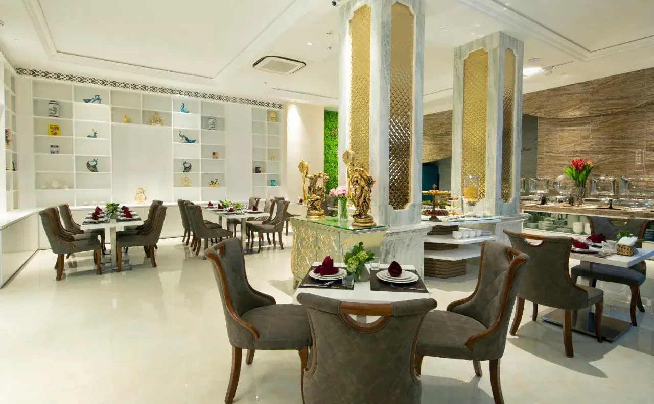 Photo - Diamond Hill Hotel