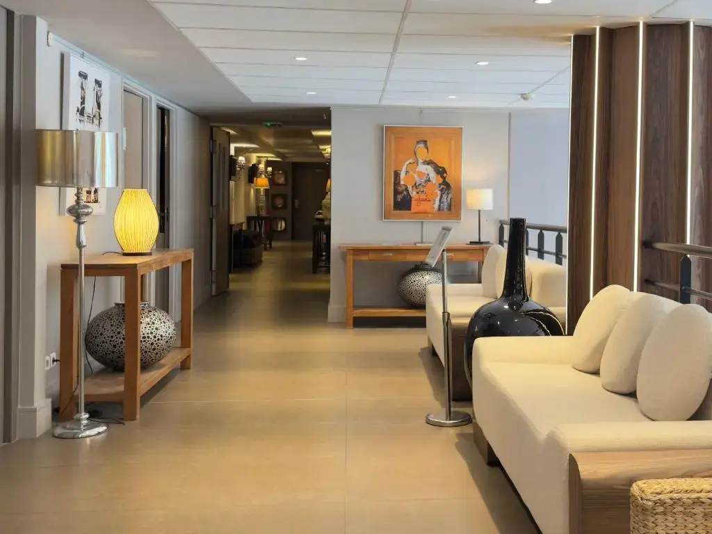 Photo - Golden Tulip Villepinte Roissy — Parc Des Expositions Hotel