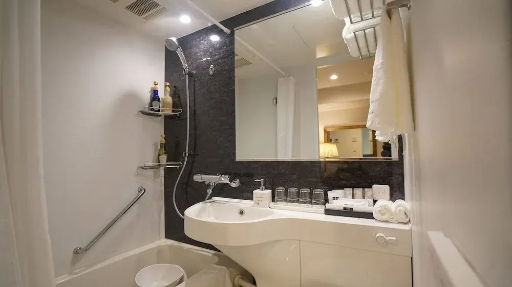 Foto - Le Tour Hotel Akihabara Ekimae 楽途ホテル秋葉原駅前店