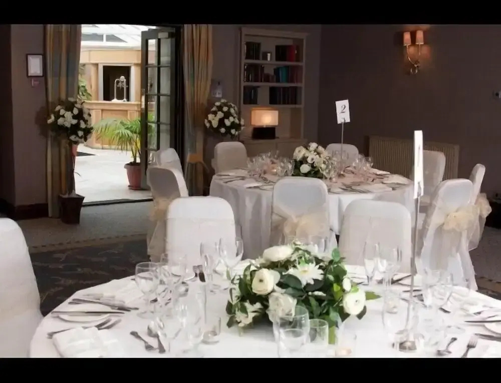 Foto - Hotel Manor - Datchet, Windsor