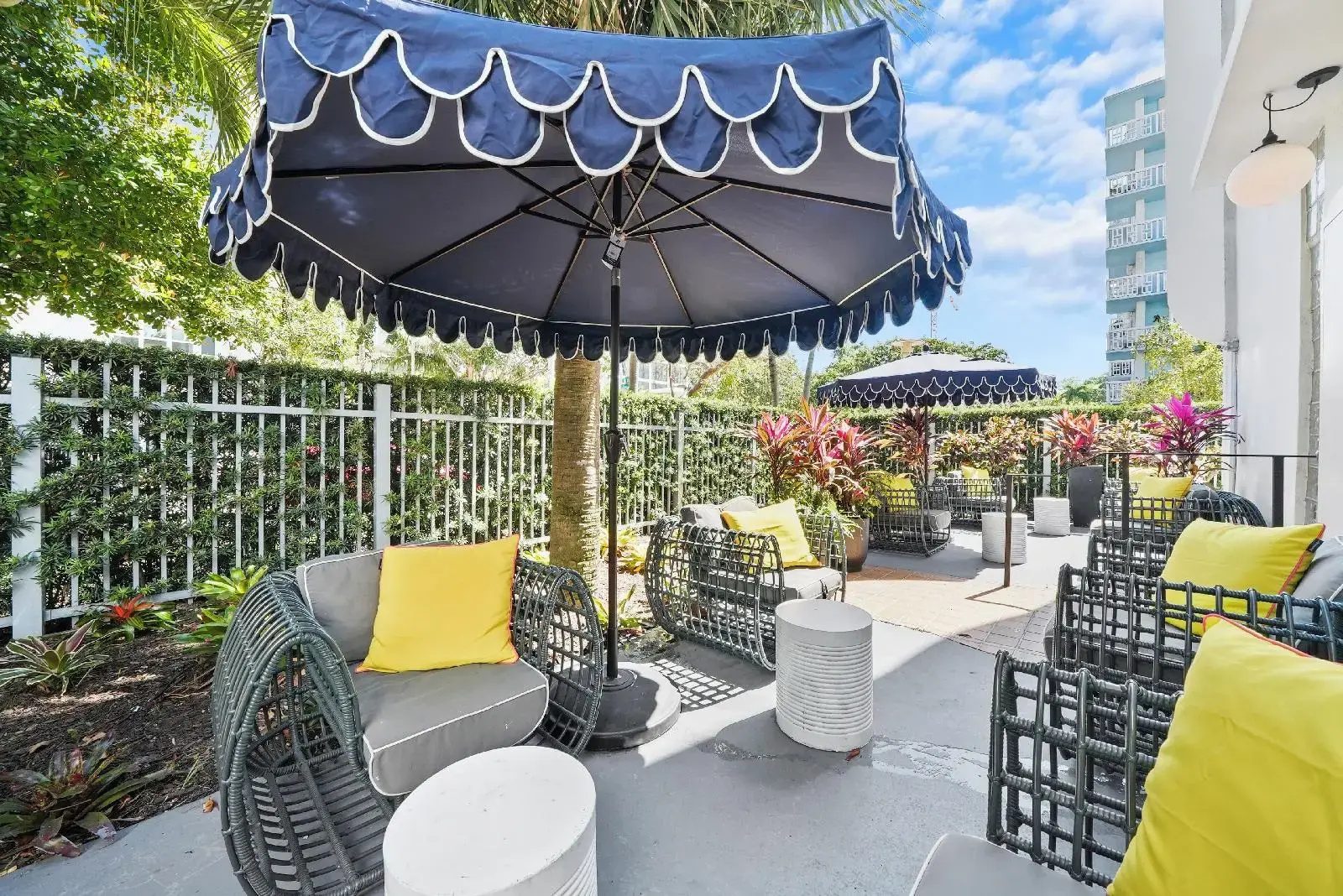 Photo - Lincoln Arms Suites