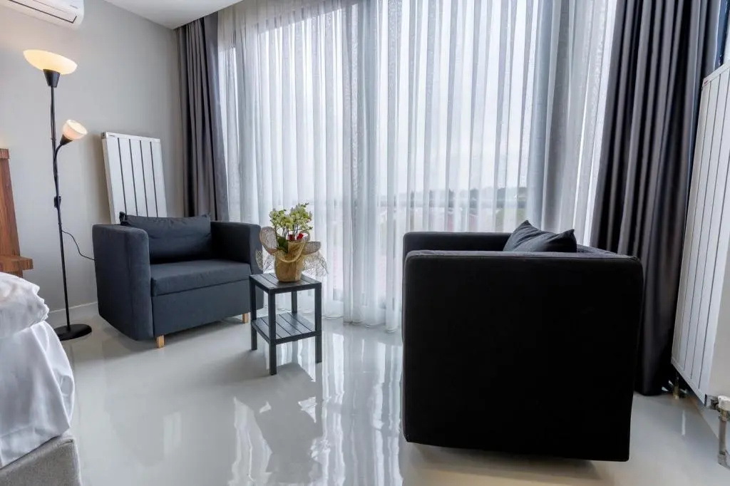 Joyful Hotel By Gnl