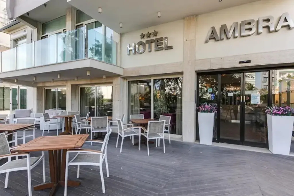 Photo - HOTEL AMBRA - Fronte Mare - Vicinissimi al Centro