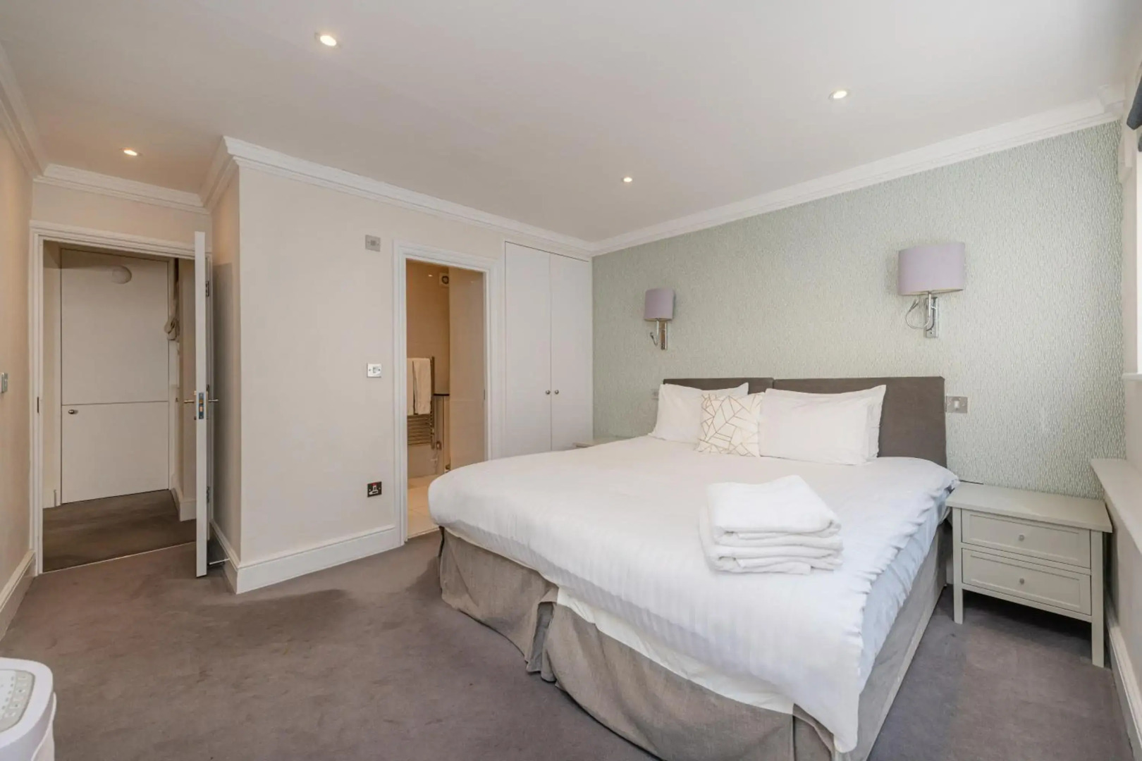 Foto - Queensgate Court Apartments