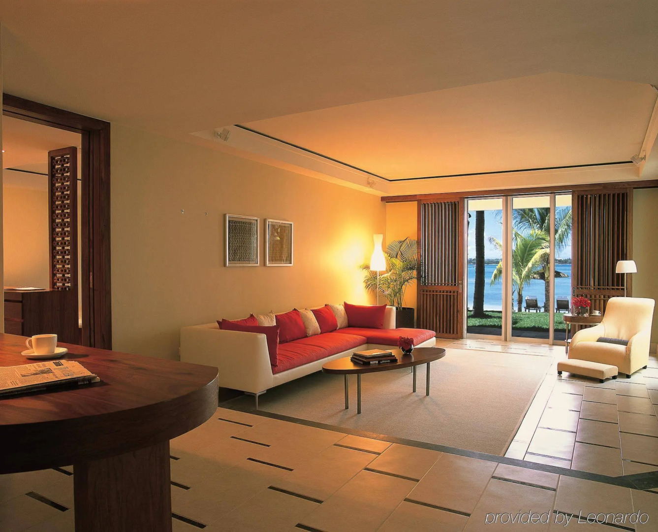 Photo - Tropical Attitude (Adults Only)