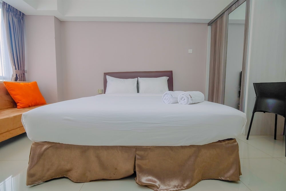 Fully Furnished Studio Apartment at H Residence